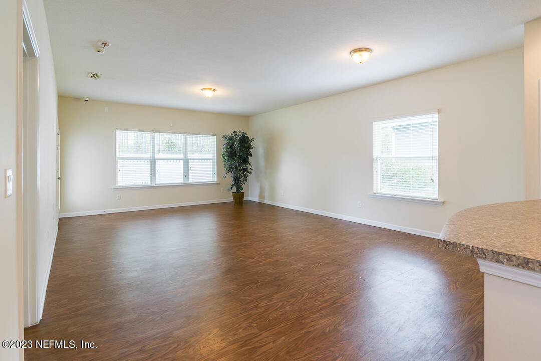 3384 Chestnut Ridge Way Orange Park, FL 32065 - Photo 3 of 12 family room