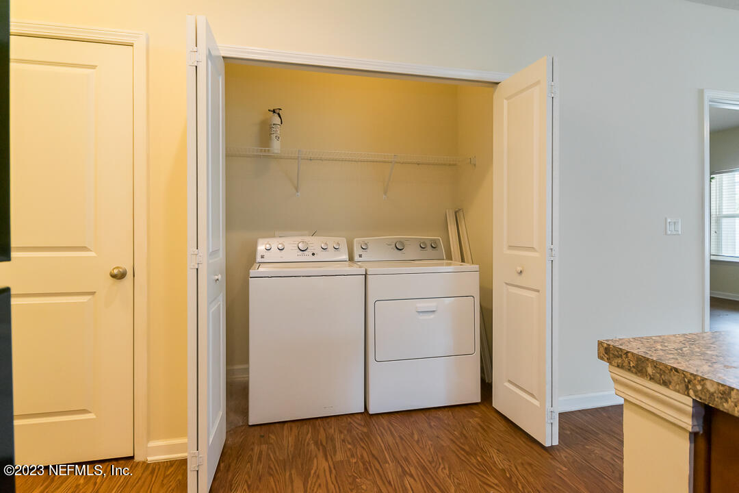 3384 Chestnut Ridge Way Orange Park, FL 32065 - Photo 8 of 12 laundry closet