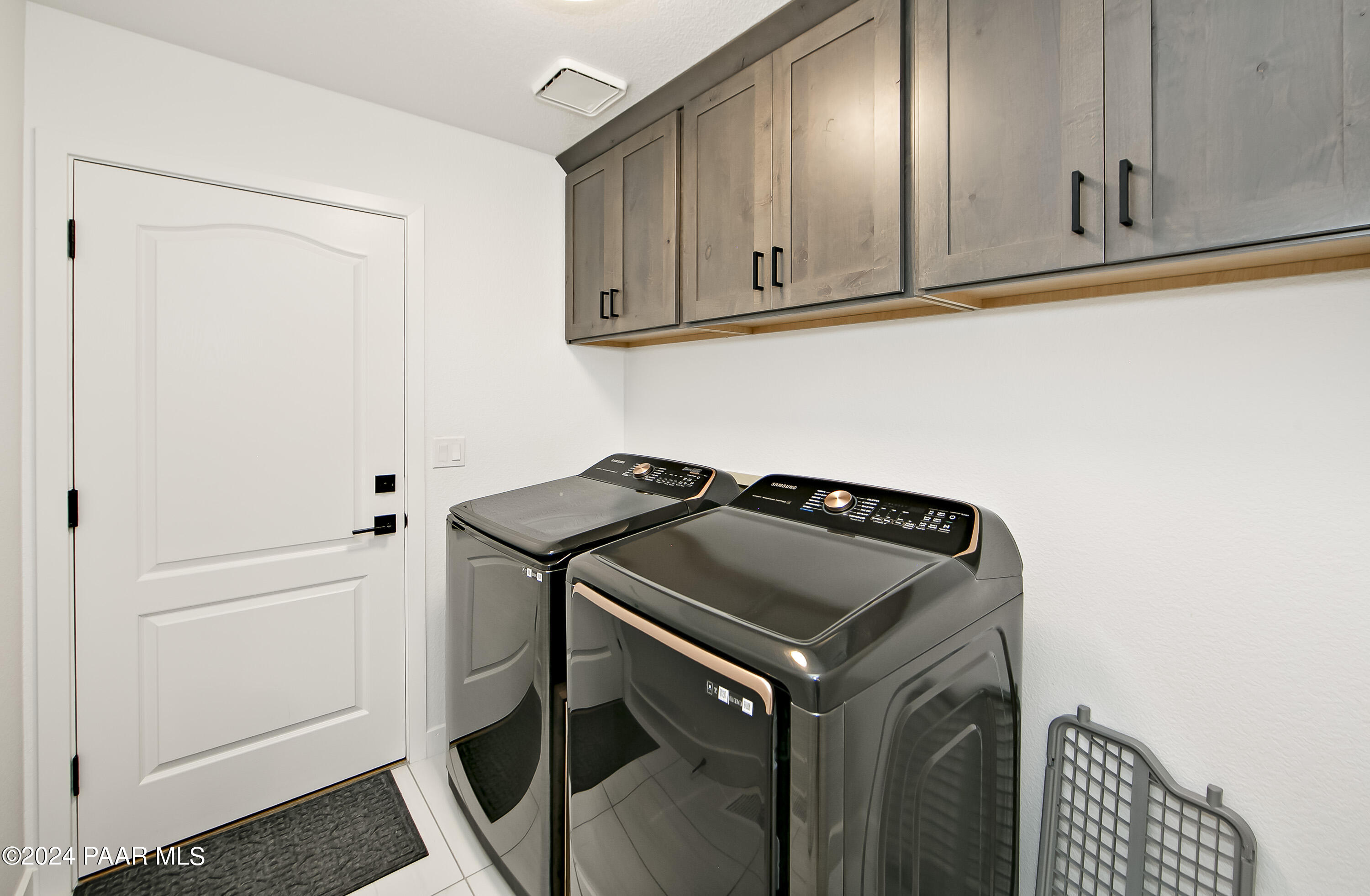 1411 Eagle Ridge Road Prescott, AZ 86301 - Photo 11 of 27 laundry