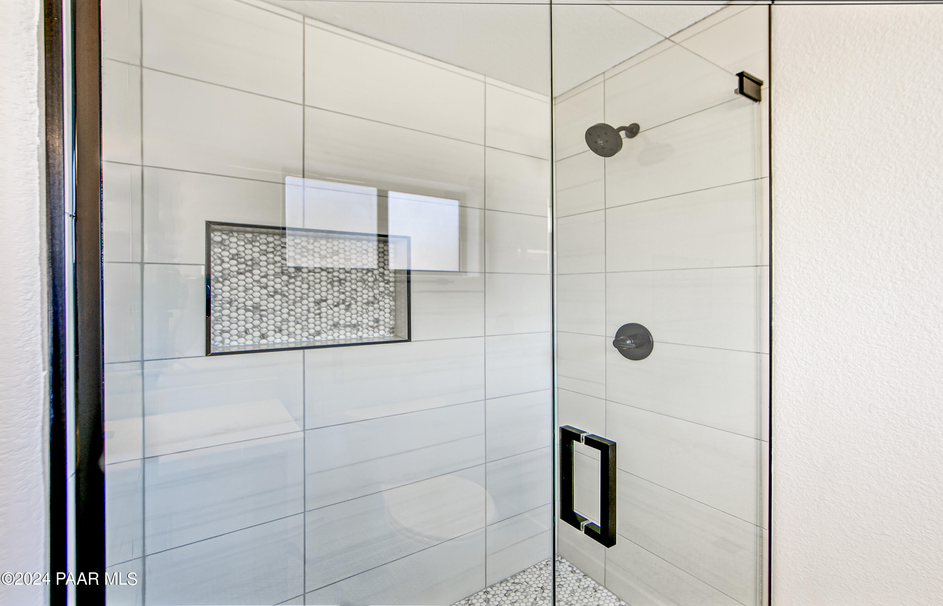 1411 Eagle Ridge Road Prescott, AZ 86301 - Photo 14 of 27 Primary bath