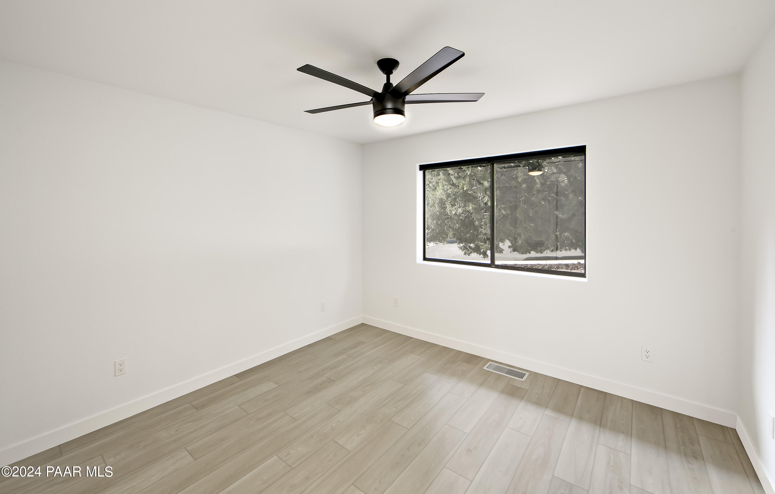 1411 Eagle Ridge Road Prescott, AZ 86301 - Photo 15 of 27 Bedroom 2