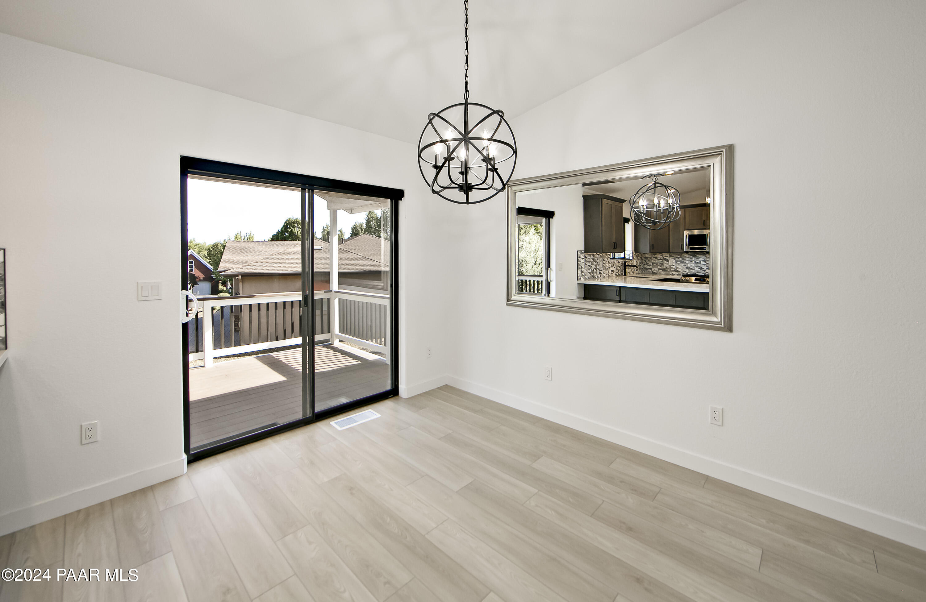 1411 Eagle Ridge Road Prescott, AZ 86301 - Photo 10 of 27 dining