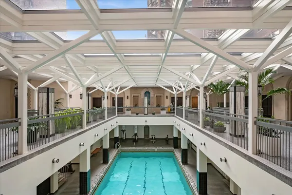 $389,000 | 3750 North Lake Shore Drive, Unit 1D, Chicago, IL 60613