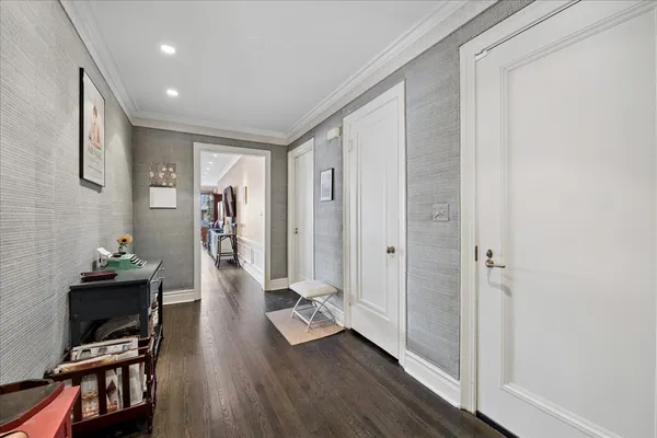 $389,000 | 3750 North Lake Shore Drive, Unit 1D, Chicago, IL 60613