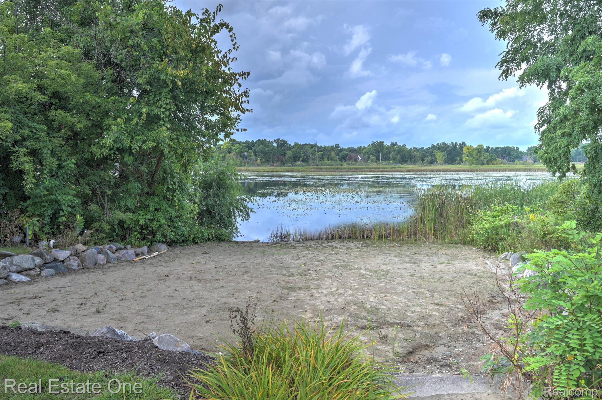 1400 Lee Wood Ridge Road Walled Lake, MI 48390 - Photo 39 of 42 Beach Area