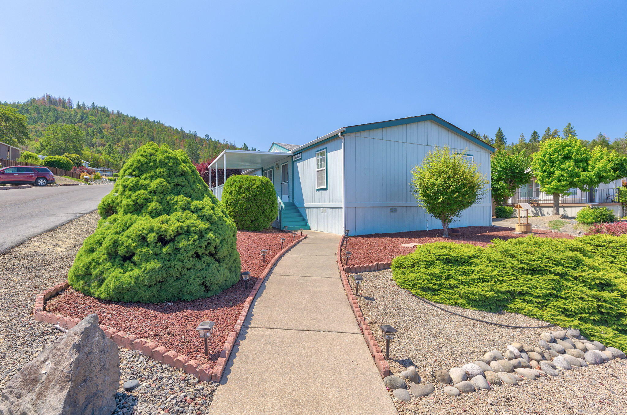 3955 South Stage Road, Unit 94 Medford, OR 97501 - Photo 2 of 40 23-web-or-mls-3955-s-stage-rd-94