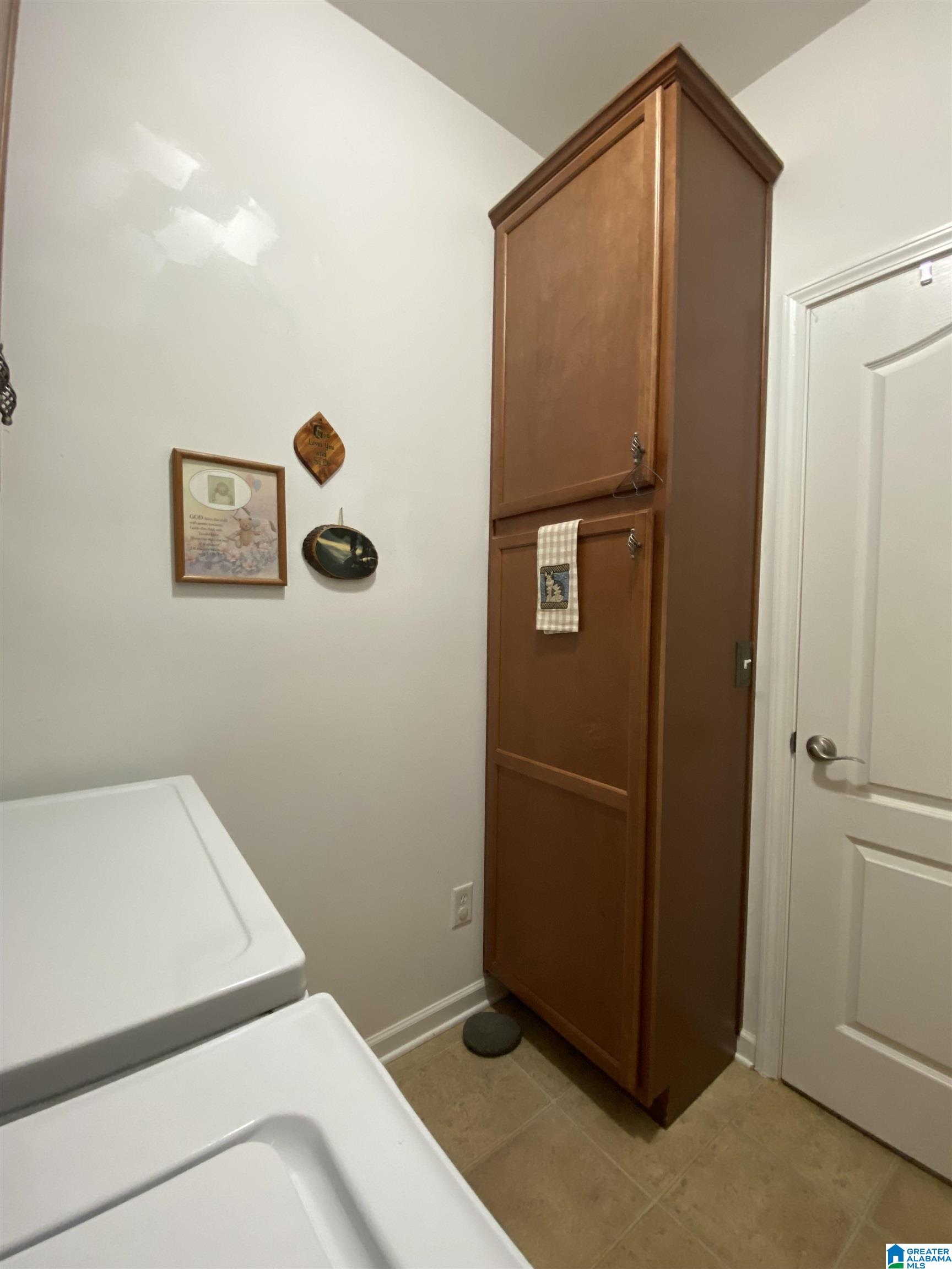 6813 Valley Lane Leeds, AL 35094 - Photo 16 of 35