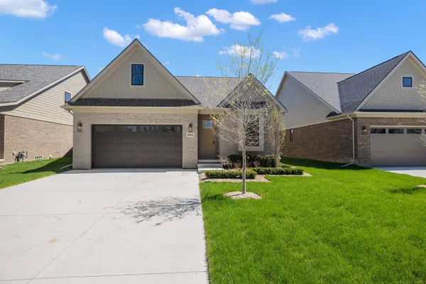 $720,000 | 5872 Willow Grove, Troy, MI 48085