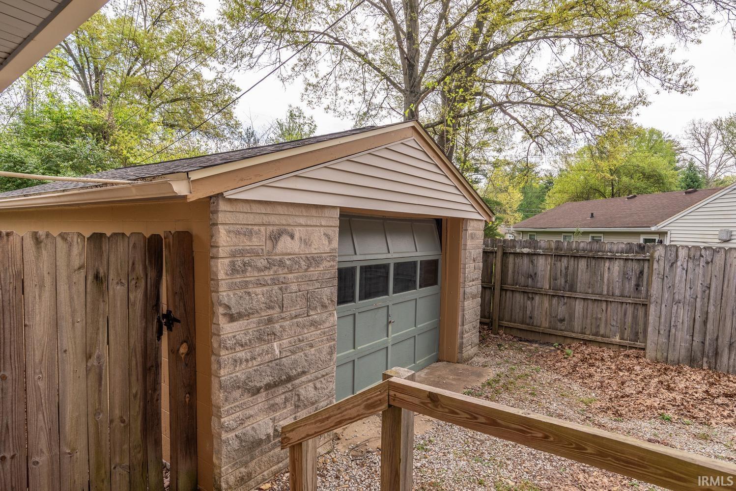 1017 South Mitchell Street Bloomington, IN 47401 - Photo 23 of 29