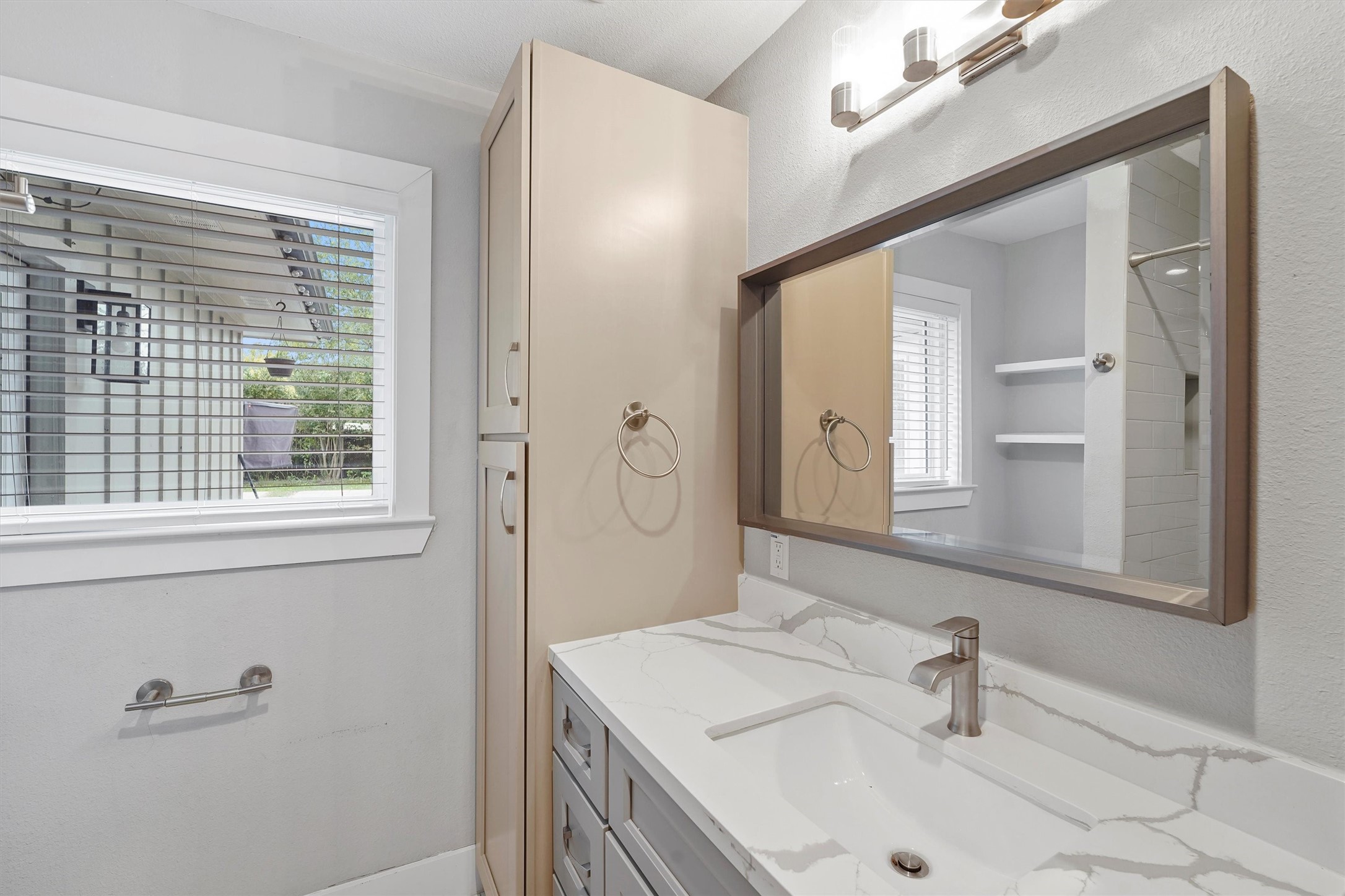 4614 Carleen Road Houston, TX 77092 - Photo 25 of 30 Gallery Image 25