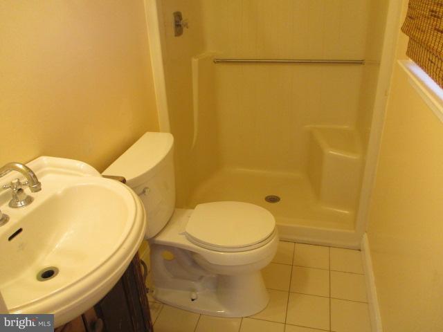 2541 Bert Fowler Road Hampstead, MD 21074 - Photo 12 of 21 Bath (Master)