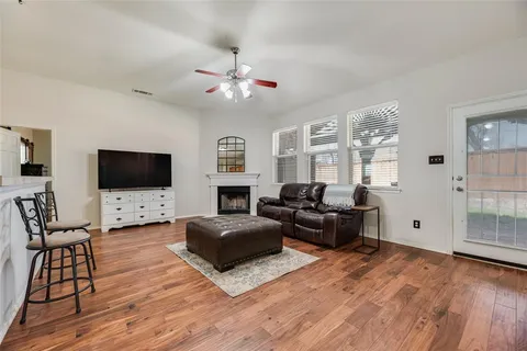 $420,000 | 1323 Canyon Creek Road, Wylie, TX 75098