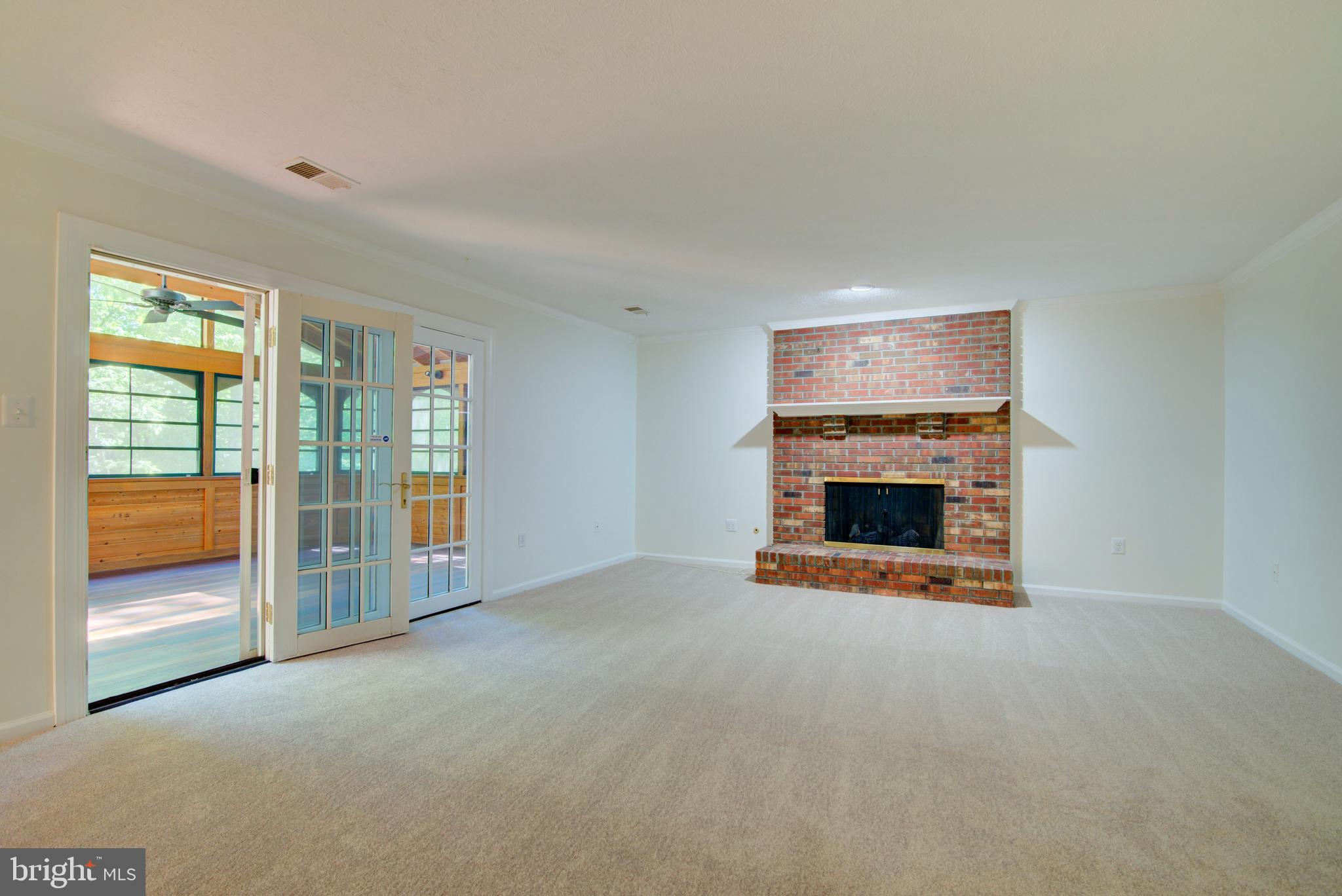 44 Carrollton Road Sterling, VA 20165 - Photo 25 of 75 Access to screened in porch!