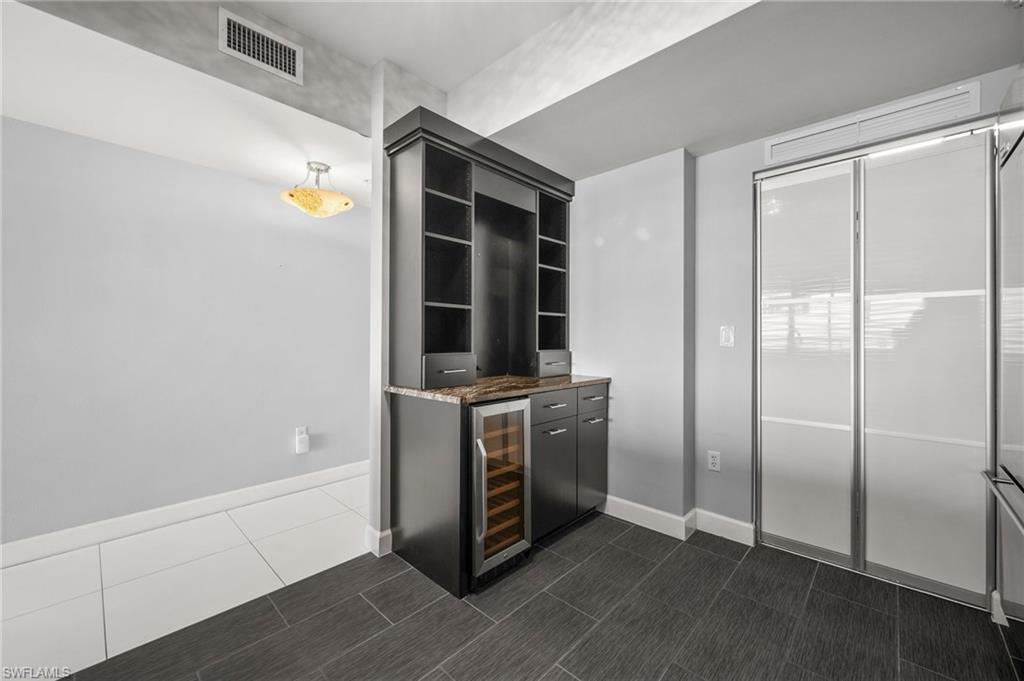 3000 Oasis Grand Boulevard, Unit 2103 Fort Myers, FL 33916 - Photo 14 of 50