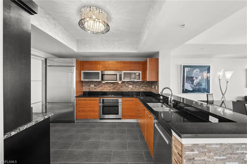 3000 Oasis Grand Boulevard, Unit 2103 Fort Myers, FL 33916 - Photo 16 of 50