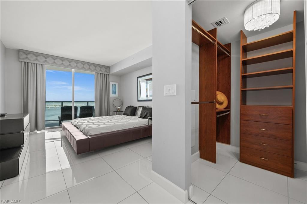 3000 Oasis Grand Boulevard, Unit 2103 Fort Myers, FL 33916 - Photo 23 of 50