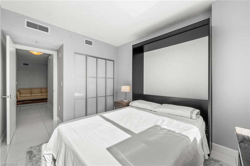 3000 Oasis Grand Boulevard, Unit 2103 Fort Myers, FL 33916 - Photo 29 of 50