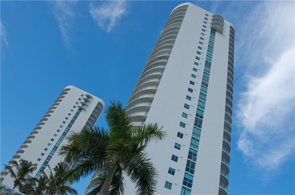 3000 Oasis Grand Boulevard, Unit 2103 Fort Myers, FL 33916 - Photo 40 of 50