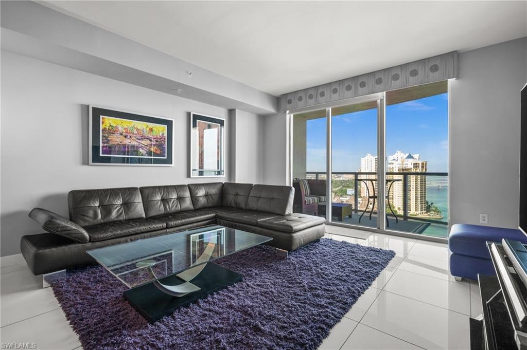 3000 Oasis Grand Boulevard, Unit 2103 Fort Myers, FL 33916 - Photo 10 of 50