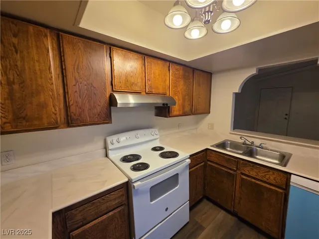 $1,200 | 4720 O'Bannon Drive, Unit D, Las Vegas, NV 89102
