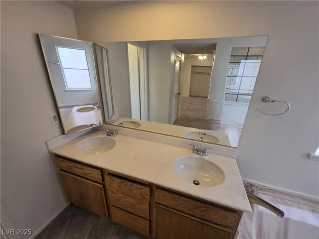 $1,200 | 4720 O'Bannon Drive, Unit D, Las Vegas, NV 89102