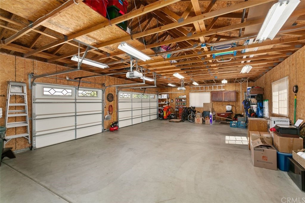 38345 Chaparral Drive Temecula, CA 92592 - Photo 35 of 43 a view of lake view and mountain view