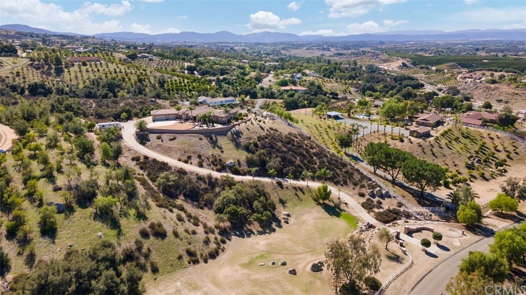 38345 Chaparral Drive Temecula, CA 92592 - Photo 42 of 43 a view of a yard