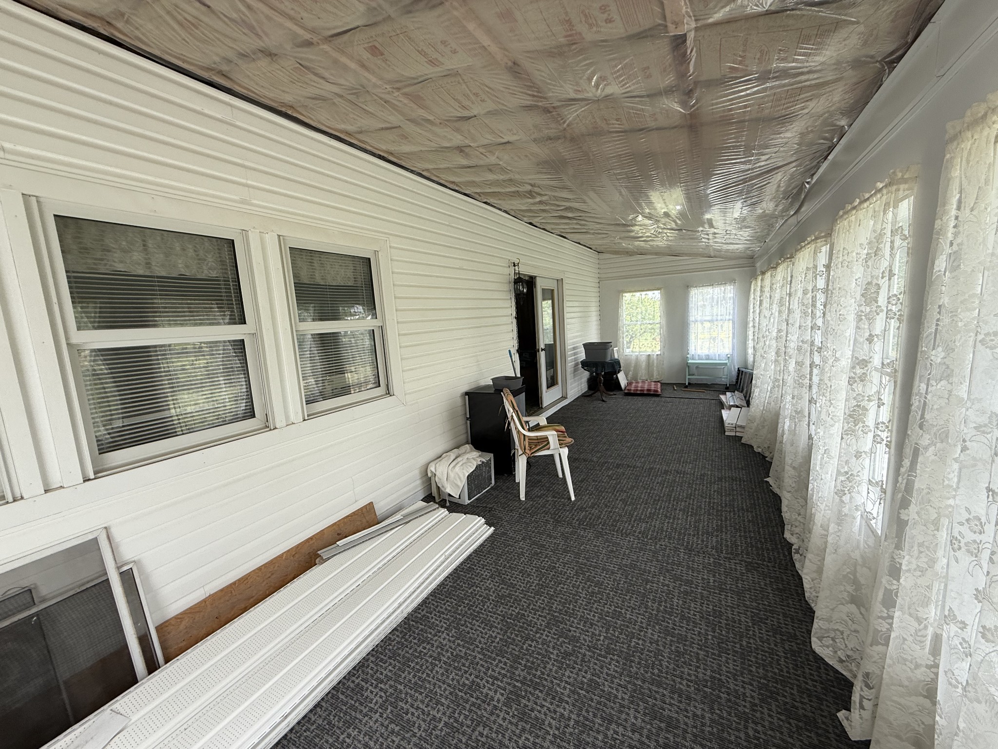 5 Carol Road Summertown, TN 38483 - Photo 31 of 60 a living room with furniture