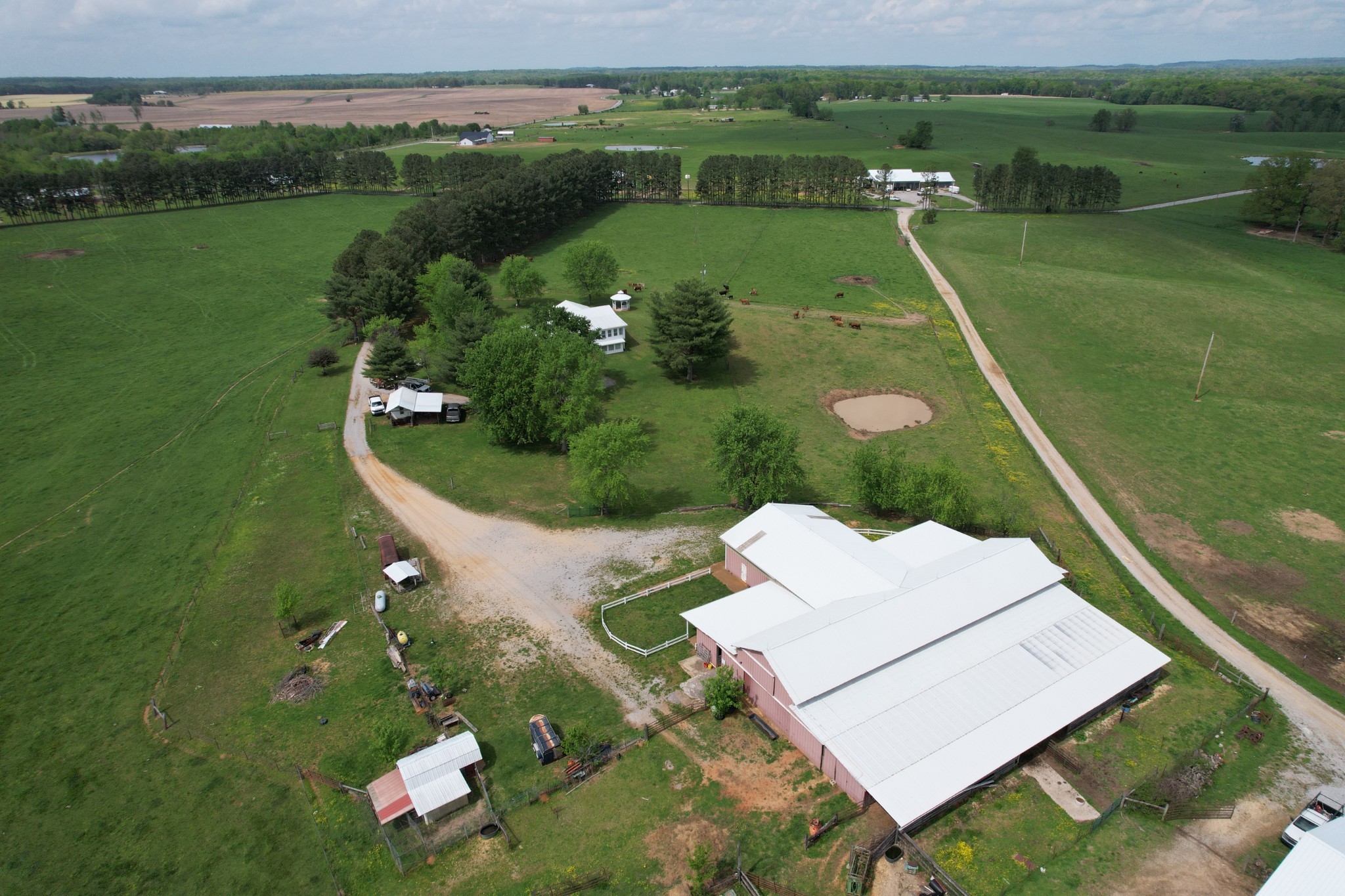 5 Carol Road Summertown, TN 38483 - Photo 38 of 60 an aerial view of a residential houses with outdoor space and trees