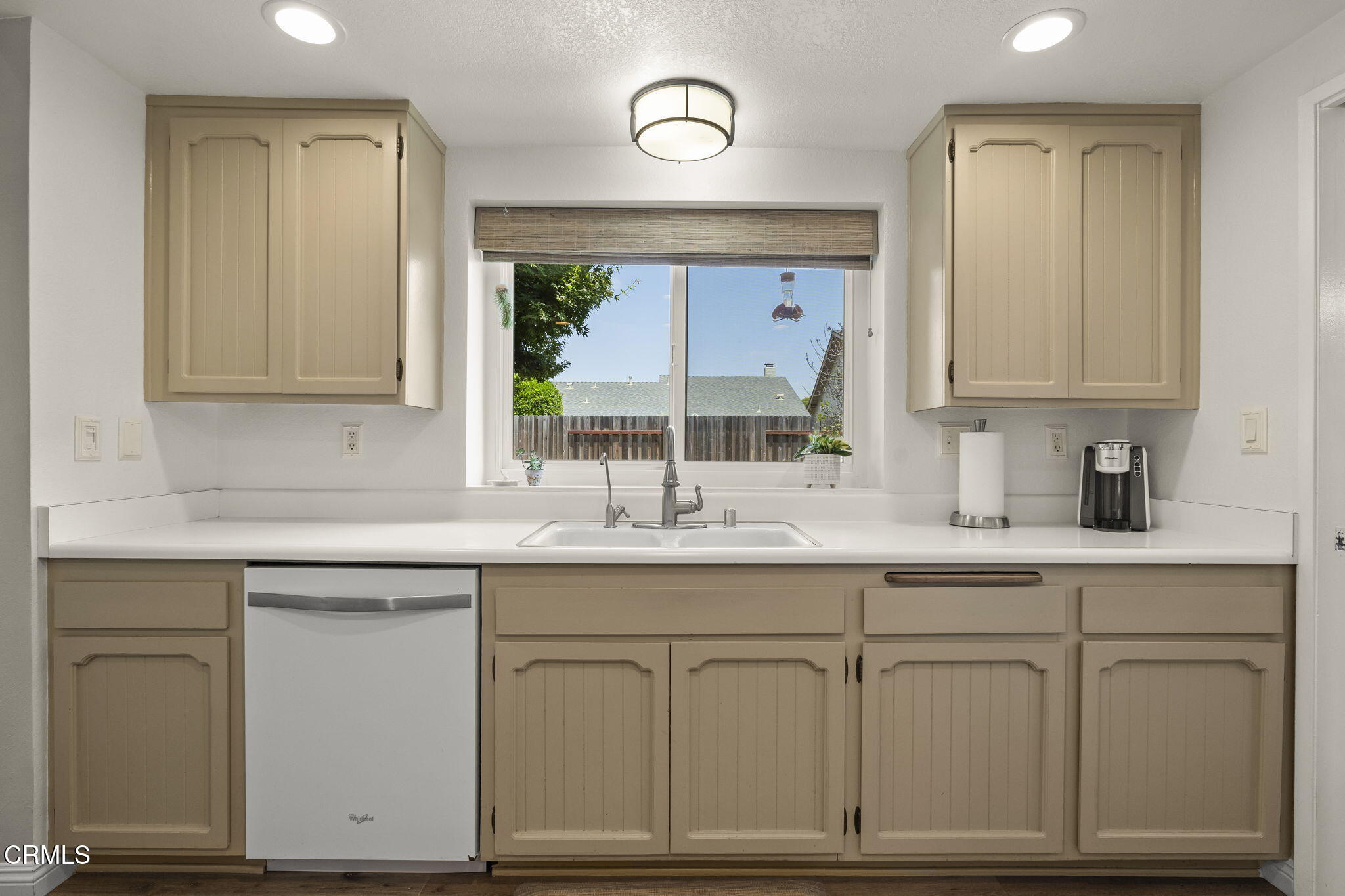 3051 Ketch Place Oxnard, CA 93035 - Photo 13 of 43 17-web-or-mls-UpmarketMedia-3051Ket-60