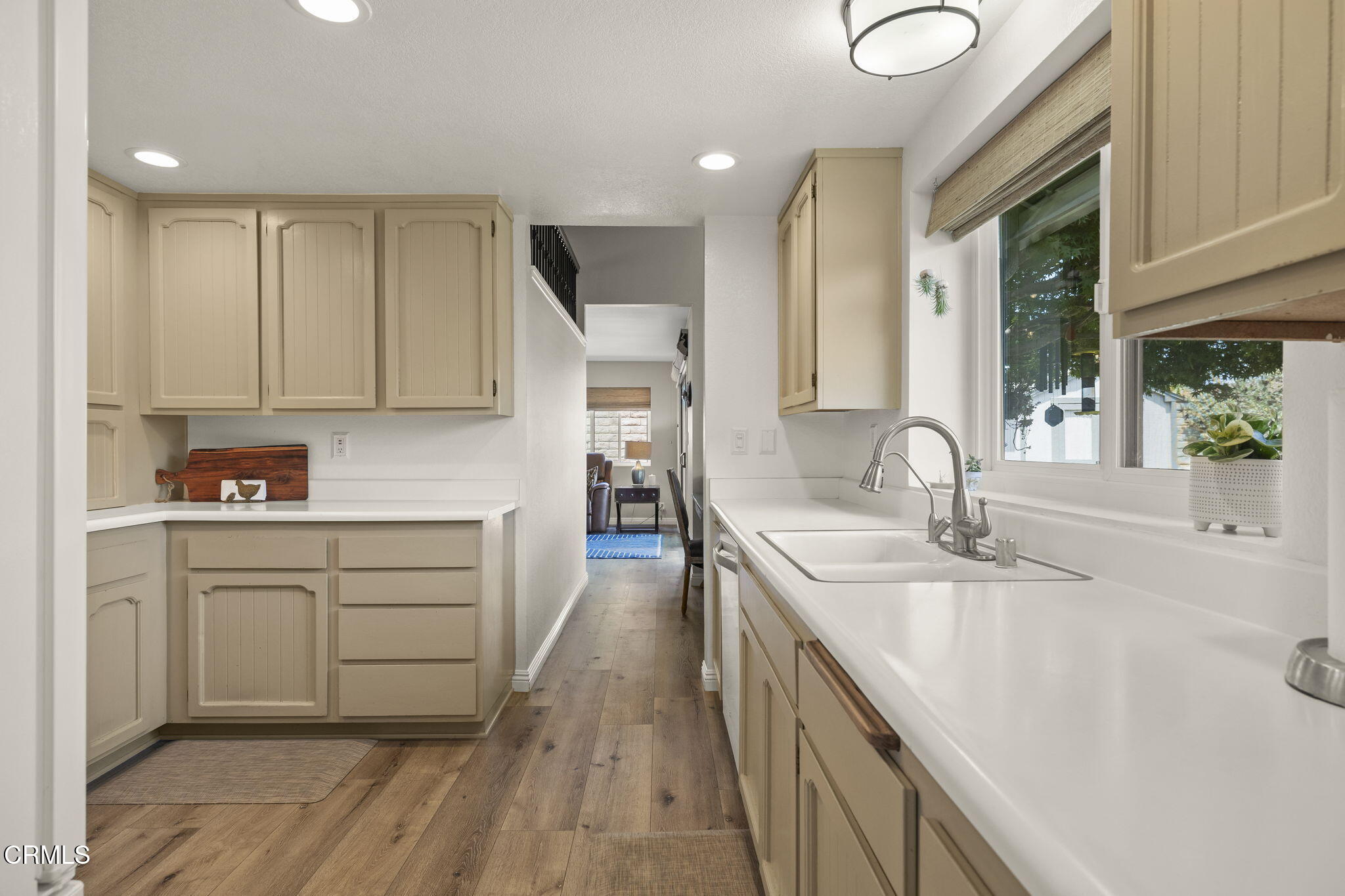 3051 Ketch Place Oxnard, CA 93035 - Photo 10 of 43 14-web-or-mls-UpmarketMedia-3051Ket-51