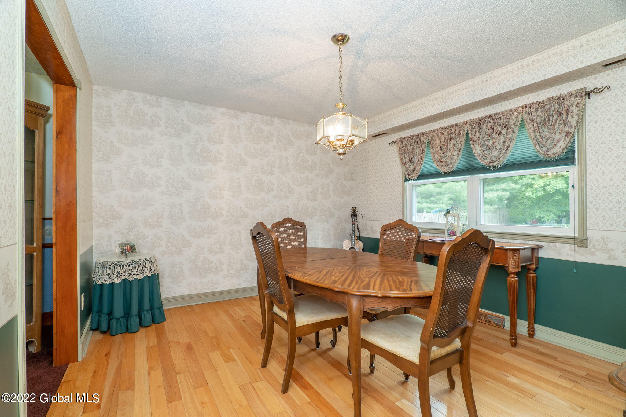15 Rolling Hills Road Colonie, NY 12309 - Photo 16 of 45 10-web-or-mls-15RollingHillsRd-10