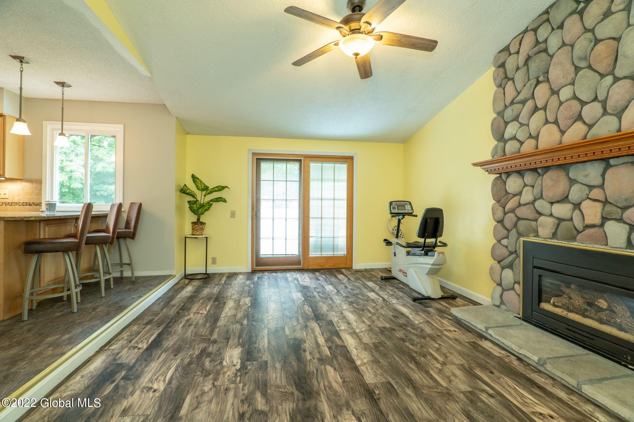 15 Rolling Hills Road Colonie, NY 12309 - Photo 9 of 45 18-web-or-mls-15RollingHillsRd-18
