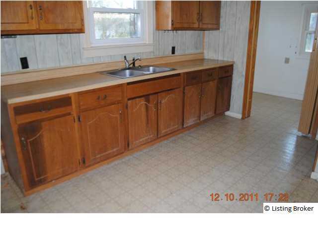 1371 South Wilson Road Radcliff, KY 40160 - Photo 5 of 14 Additional Photo