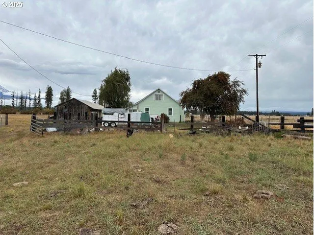 $449,900 | 247 Troh Lane, Glenwood, WA 98619