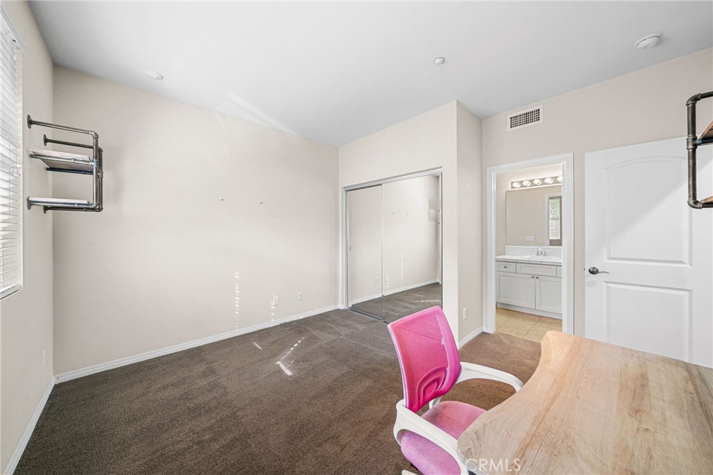 102 Playa Circle Aliso Viejo, CA 92656 - Photo 4 of 36