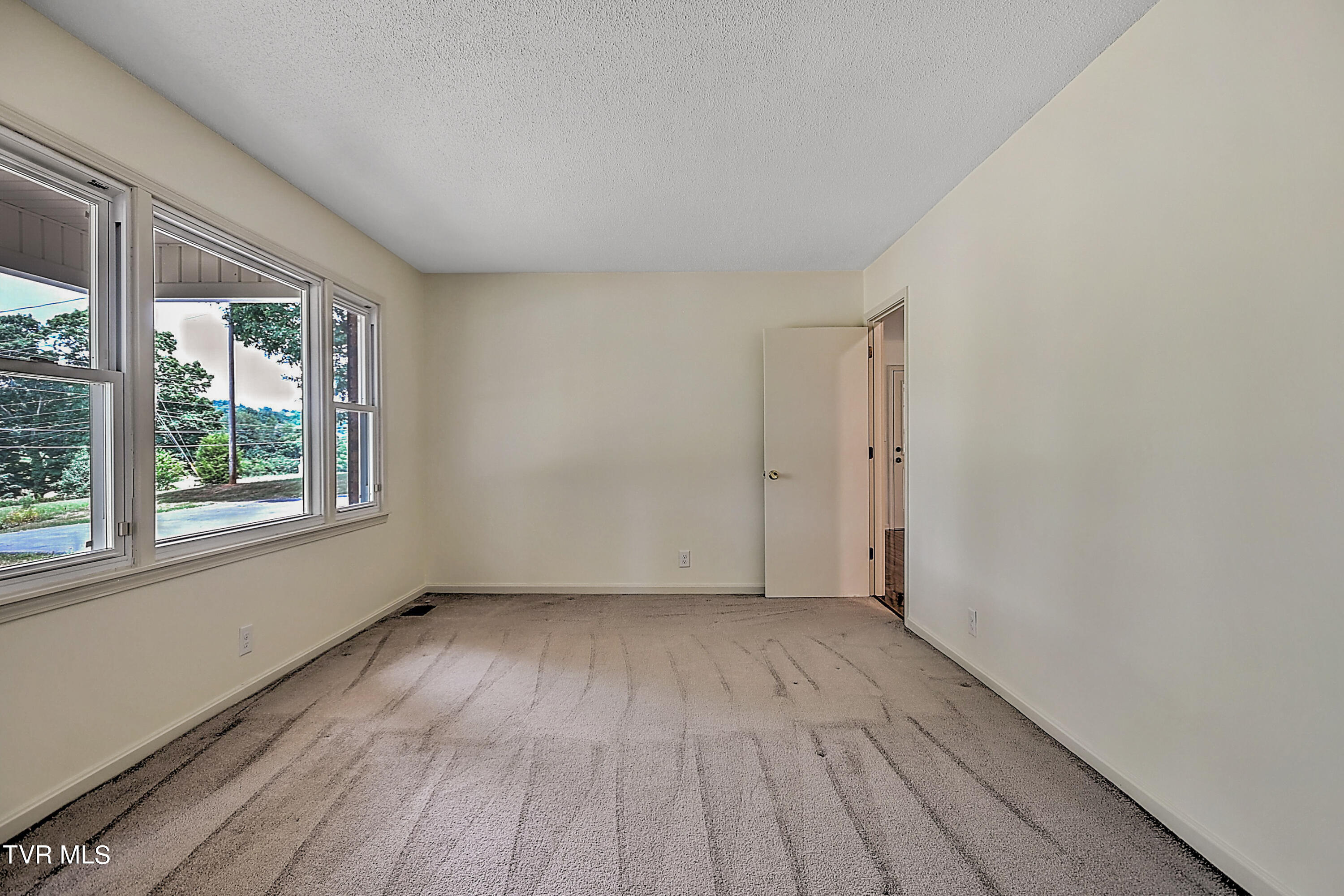 505 Claude Simmons Road Johnson City, TN 37604 - Photo 18 of 42 505 Claude Simmons BS-13