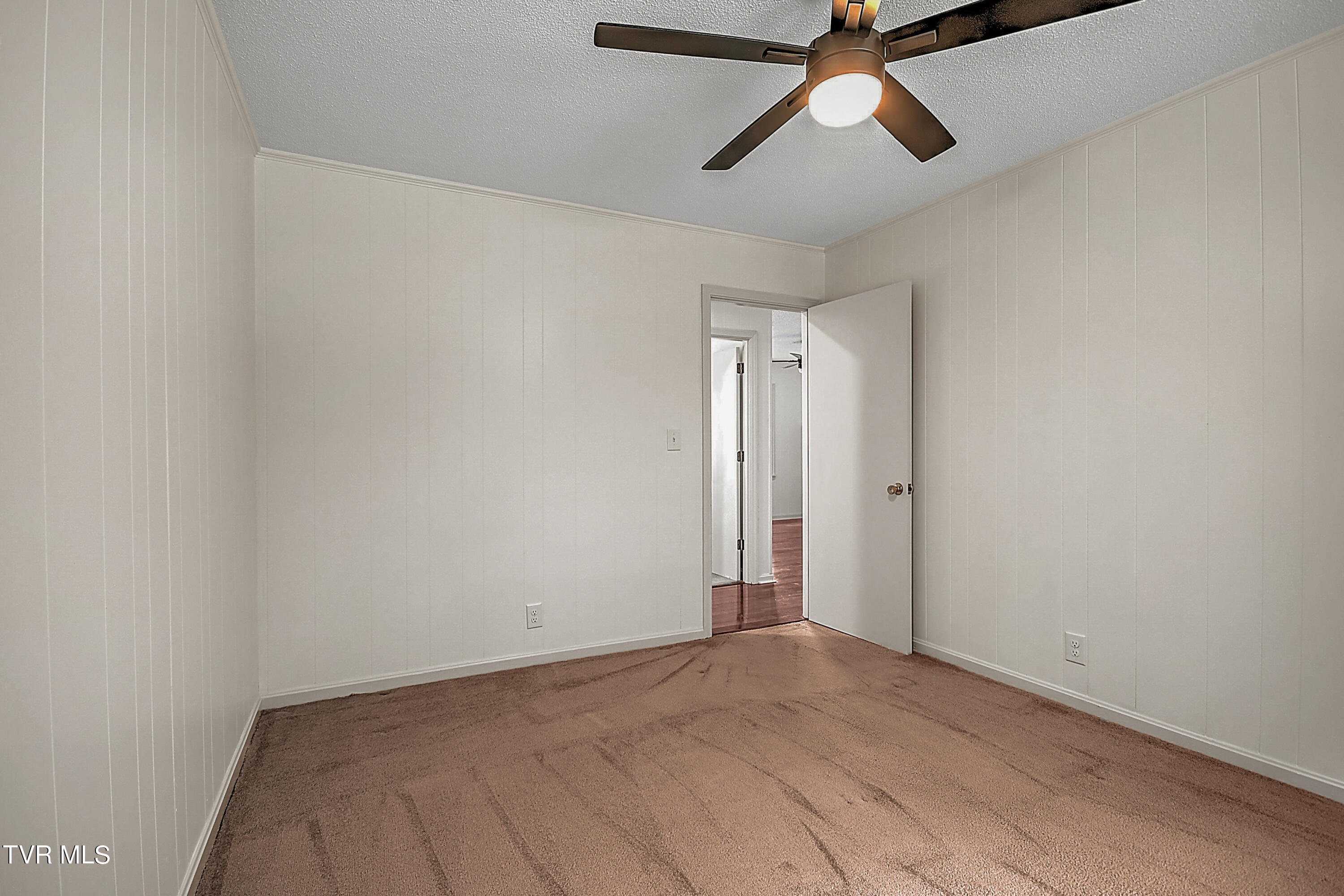 505 Claude Simmons Road Johnson City, TN 37604 - Photo 22 of 42 505 Claude Simmons BS-17