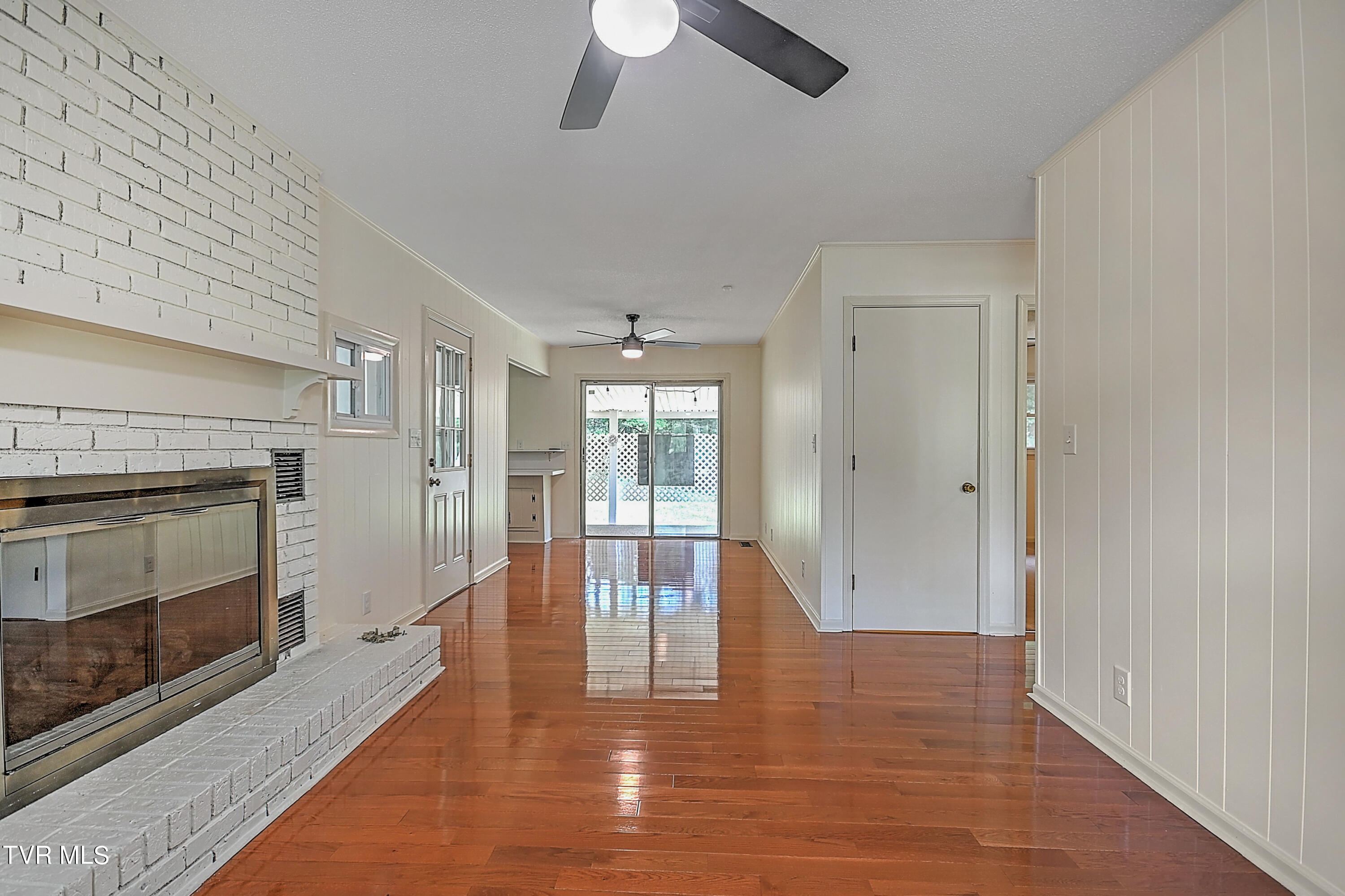 505 Claude Simmons Road Johnson City, TN 37604 - Photo 8 of 42 505 Claude Simmons BS-3-2