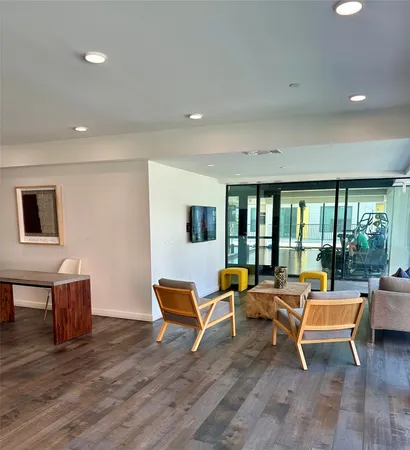 $1,376 | 3550 Main Street, Unit 4425, Houston, TX 77002