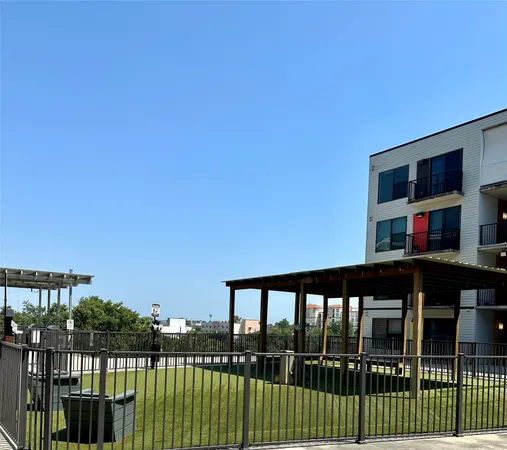 $1,376 | 3550 Main Street, Unit 4425, Houston, TX 77002