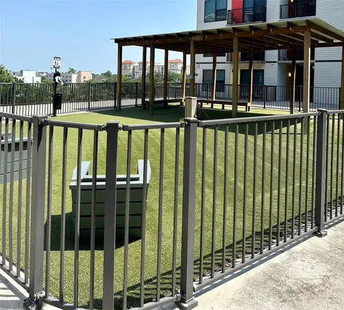 $1,376 | 3550 Main Street, Unit 4425, Houston, TX 77002