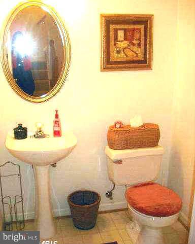 26052 Ridge Manor Drive Damascus, MD 20872 - Photo 18 of 18 Lower Level Powder Room