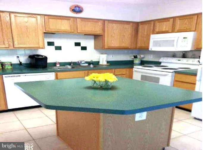 26052 Ridge Manor Drive Damascus, MD 20872 - Photo 6 of 18 Kitchen #1