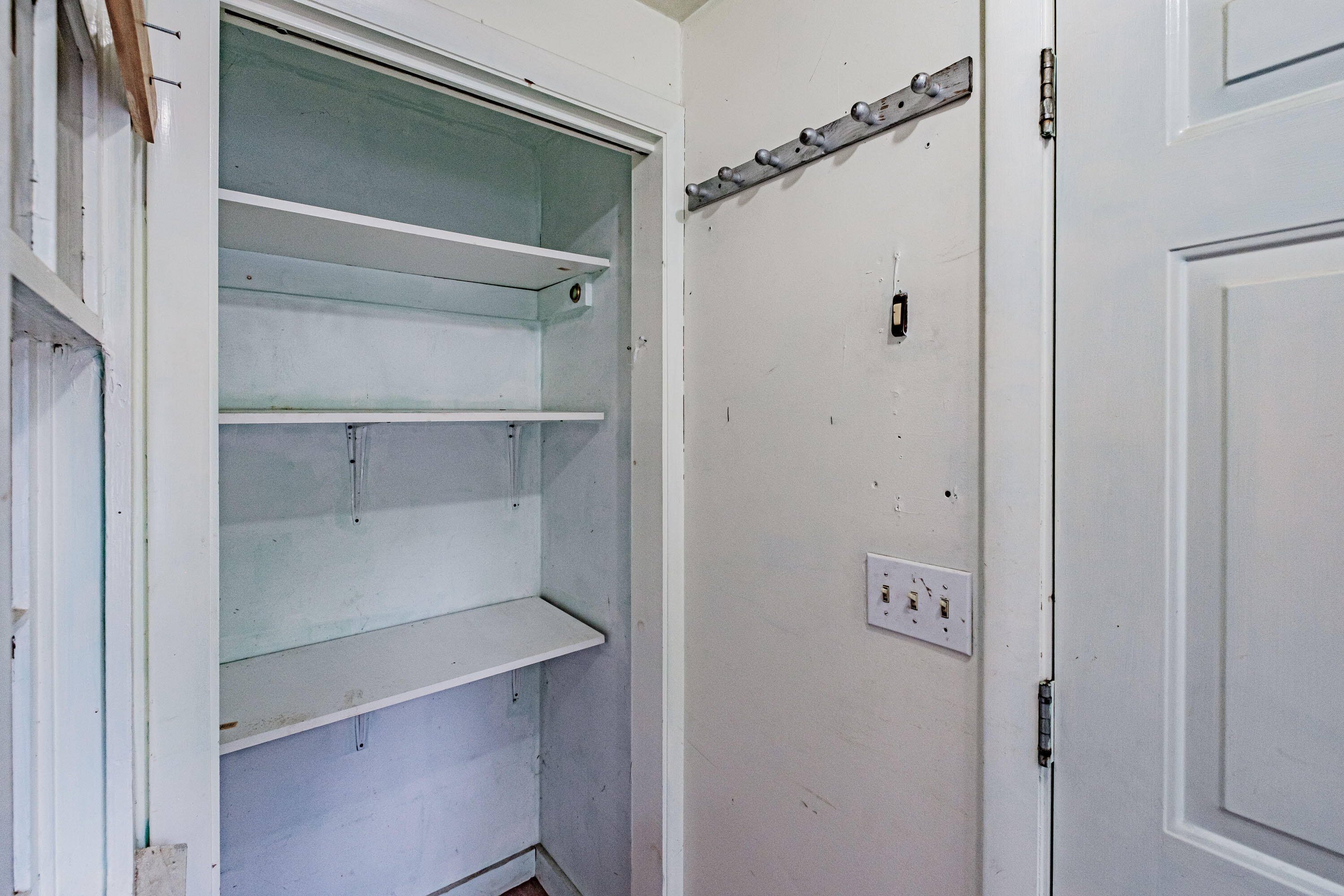 316 Ray Street Portland, ME 04103 - Photo 22 of 41 Storage/mudroom