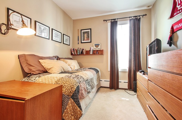 7 Wisner Street Park Ridge, IL 60068 - Photo 16 of 20 a bedroom with a bed and a refrigerator