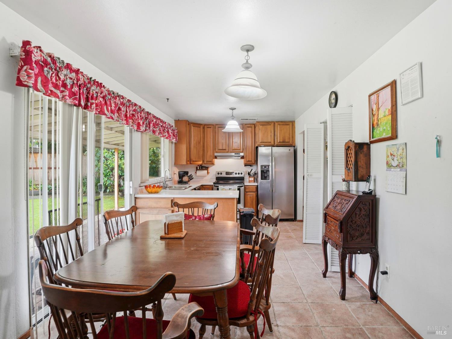 1539 Wellesley Court Santa Rosa, CA 95401 - Photo 15 of 34