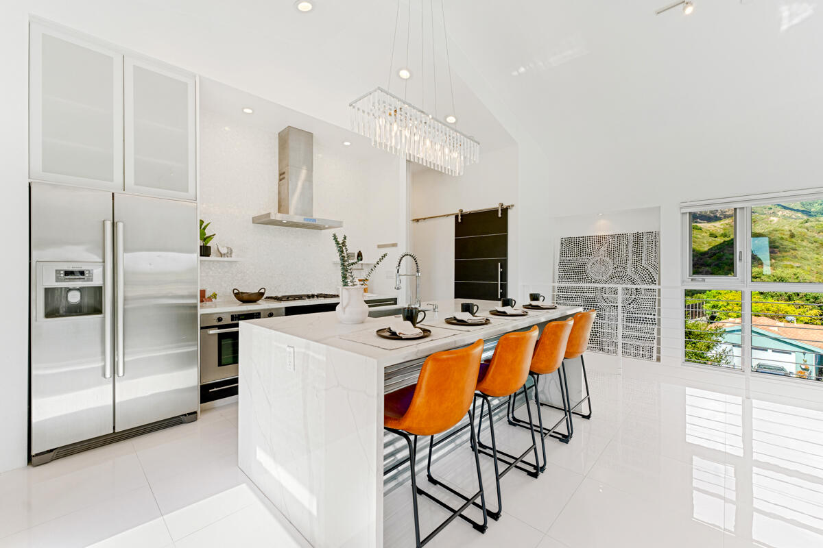 350 Conejo Road Santa Barbara, CA 93103 - Photo 18 of 47 Kitchen