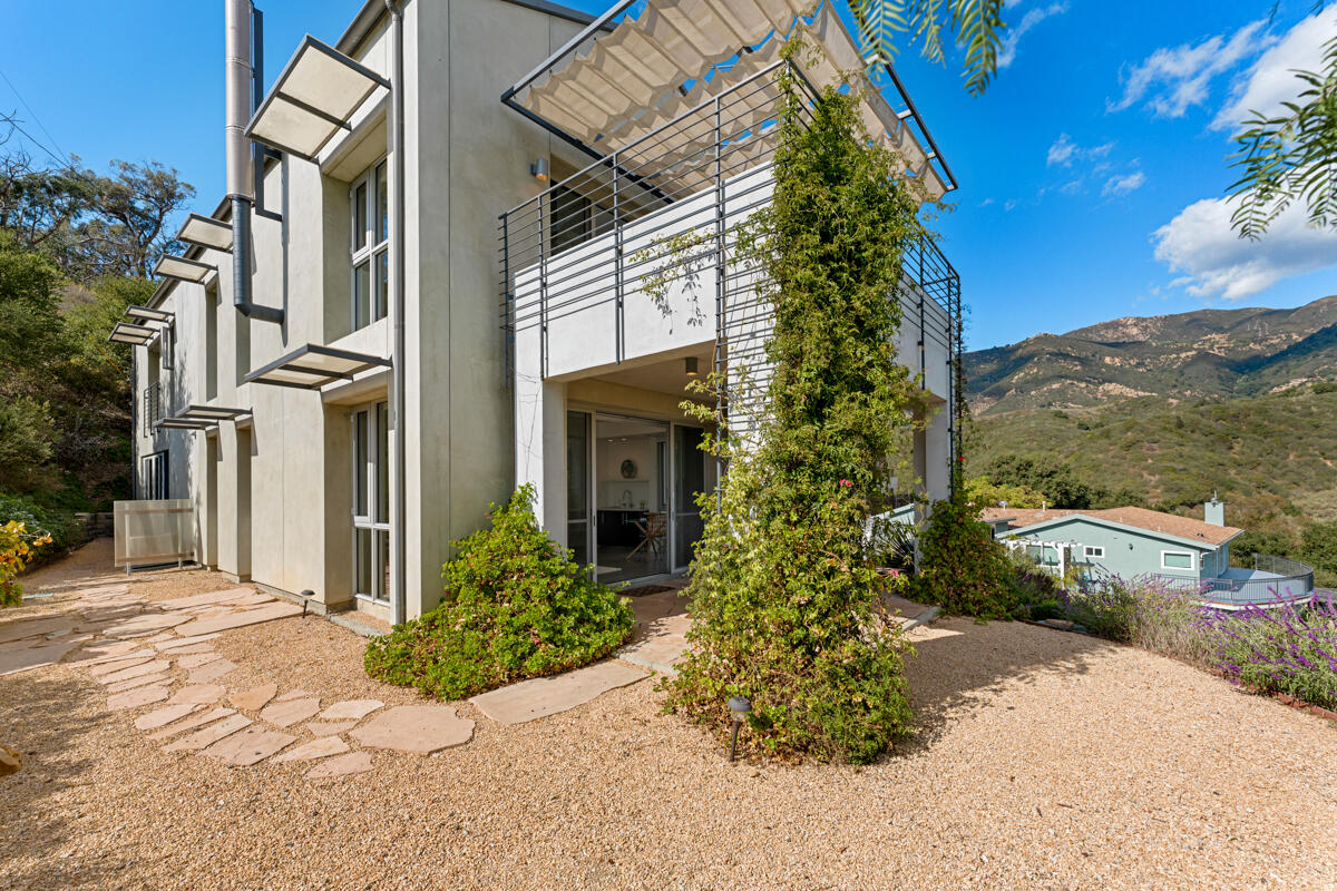 350 Conejo Road Santa Barbara, CA 93103 - Photo 41 of 47 Exterior