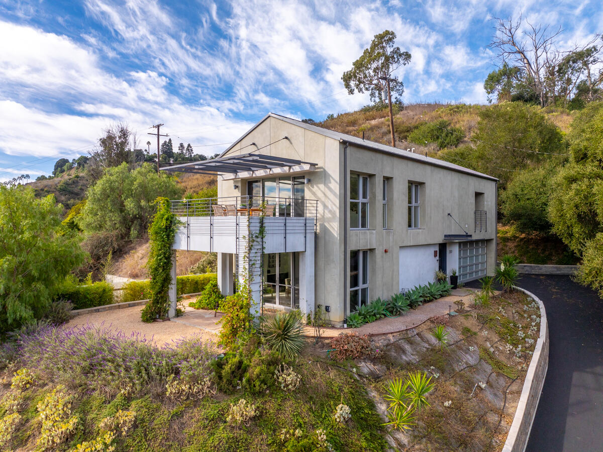 350 Conejo Road Santa Barbara, CA 93103 - Photo 10 of 47 Exterior